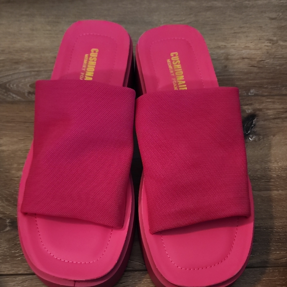 Women's New Cushionaire Pink Slide Sandals